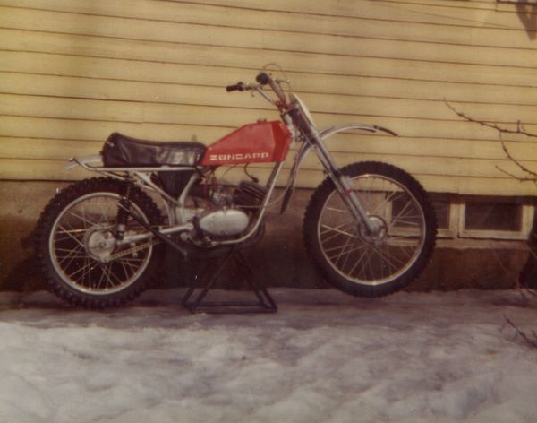 Arto Vilkmanin Finnpyörän valmistama minicross 50cc Zundapp 1972